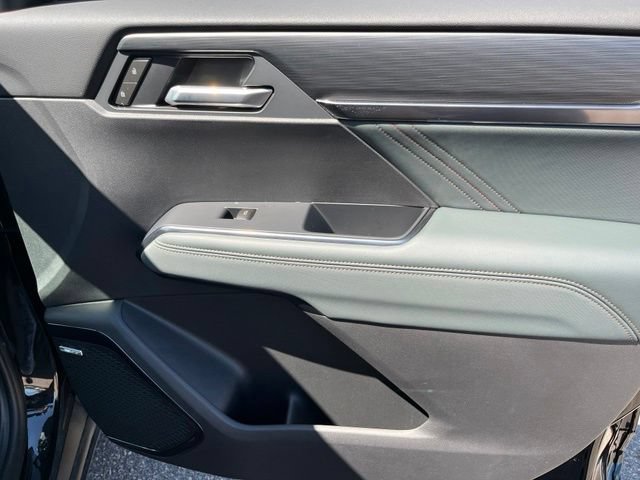 New 2026 GMC Acadia AT4 w/ Luxury Package AWD/4WD image 25