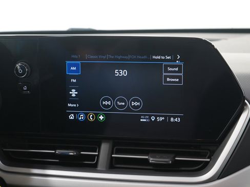 Used 2025 Chevrolet Trax RS w/ Driver Confidence Package image 17