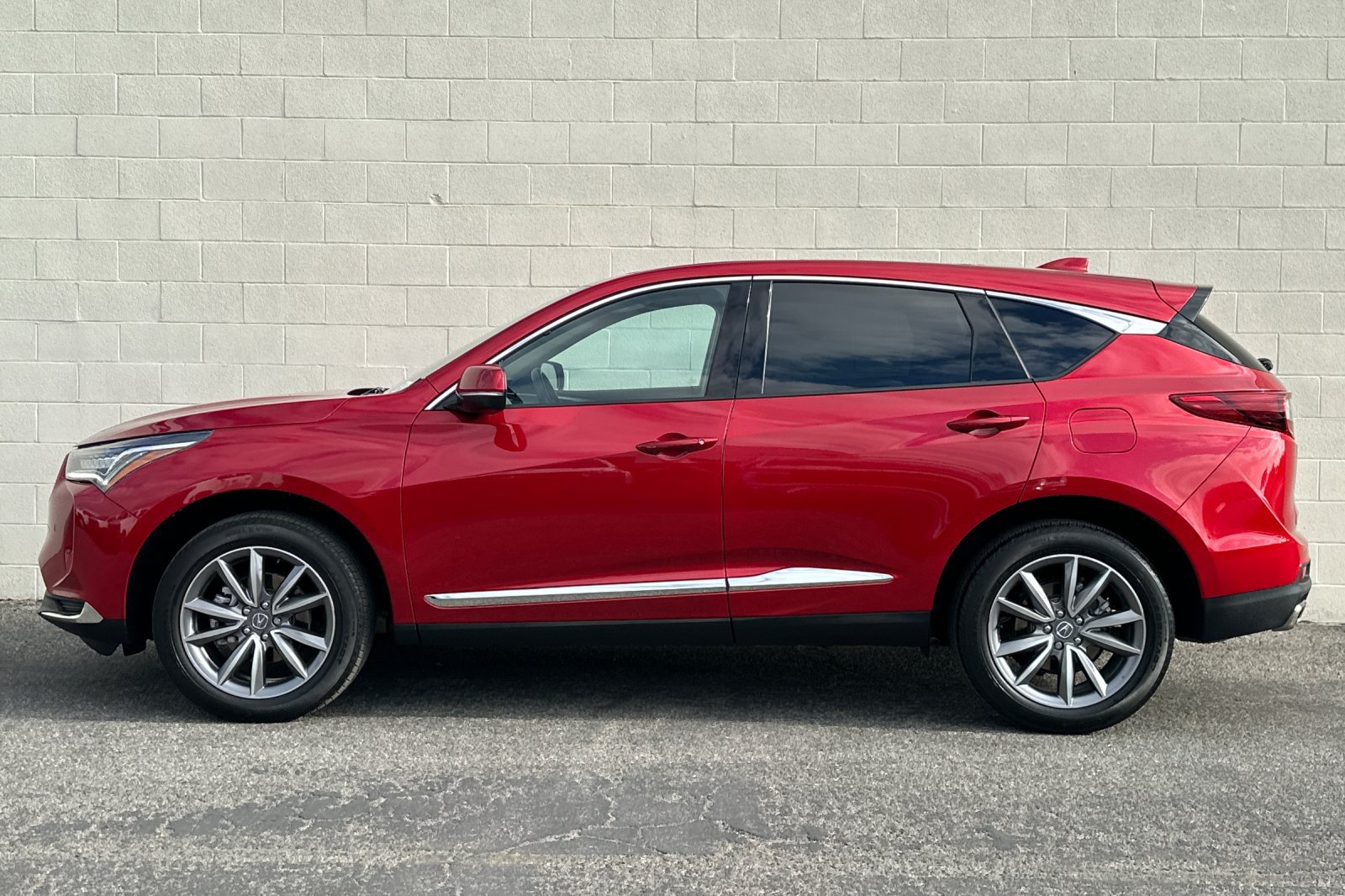 Used 2023 Acura RDX w/ Technology Package FWD image 7