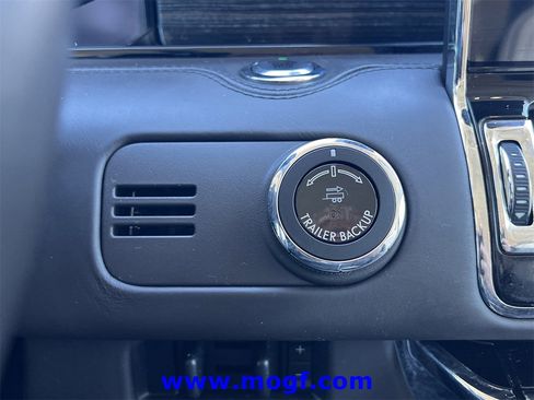 Used 2021 Lincoln Navigator L Black Label w/ Cargo Convenience Package image 9