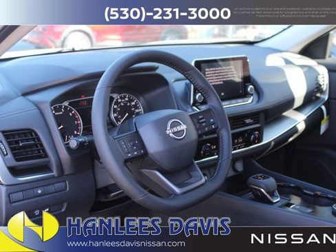 New 2026 Nissan Rogue SV image 12