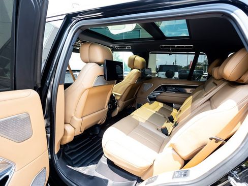 Used 2024 Land Rover Range Rover Long Wheelbase Autobiography AWD/4WD image 52