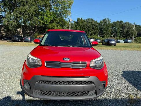 Used 2019 Kia Soul FWD image 8