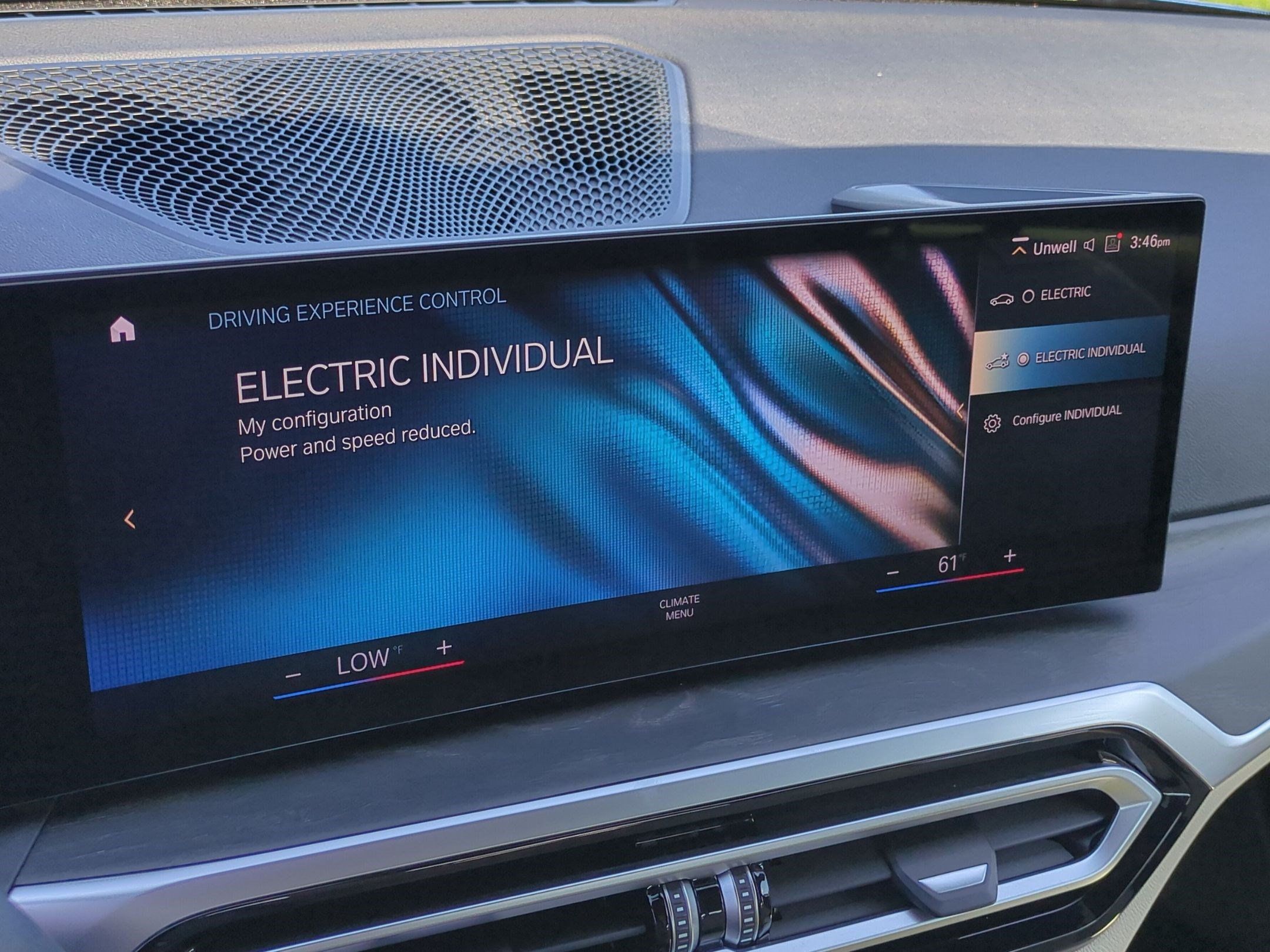 Certified 2023 BMW 330e w/ Premium Package RWD image 36