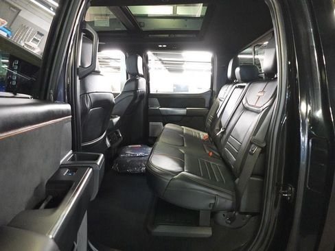 Used 2024 Ford F350 Platinum w/ Tremor Off-Road Package AWD/4WD image 29