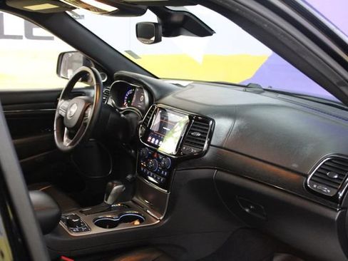 Used 2019 Jeep Grand Cherokee High Altitude AWD/4WD image 10