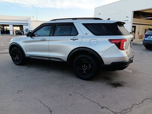 Used 2023 Ford Explorer Timberline w/ Timberline Technology Package AWD/4WD image 10