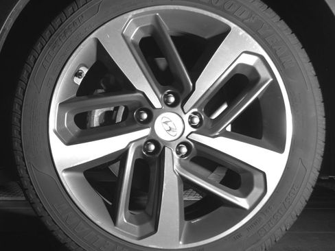 Used 2021 Hyundai Kona Ultimate AWD/4WD image 12