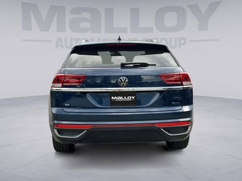 Used 2023 Volkswagen Atlas Cross Sport SE w/ Panoramic Sunroof Package image 4