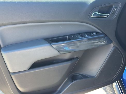 Used 2020 Chevrolet Colorado Z71 AWD/4WD image 15