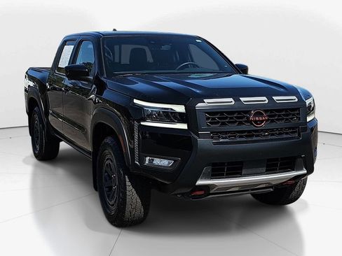 Used 2025 Nissan Frontier PRO-4X w/ Pro Premium Package image 2