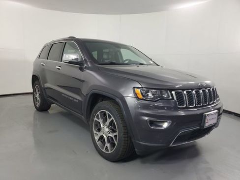 Used 2019 Jeep Grand Cherokee Limited AWD/4WD image 3
