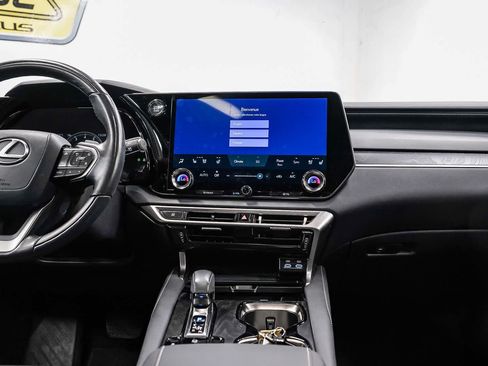 Used 2024 Lexus RX 350 Premium w/ Accessory Package (Z1) FWD image 13
