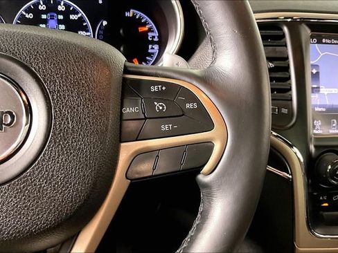 Used 2014 Jeep Grand Cherokee Limited w/ Luxury Group II AWD/4WD image 11