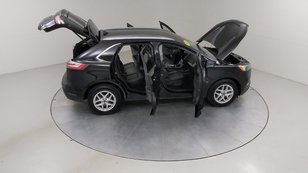 Certified 2022 Ford Edge SEL w/ Convenience Package AWD/4WD image 45
