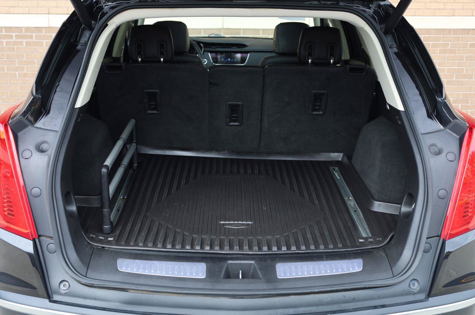 Used 2019 Cadillac XT5 Luxury FWD image 14