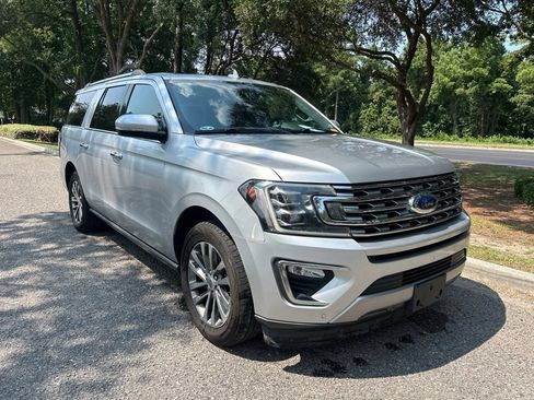 Used 2018 Ford Expedition Max Limited w/ Equipment Group 301A RWD image 4
