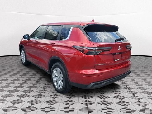 New 2026 Mitsubishi Outlander ES FWD image 4