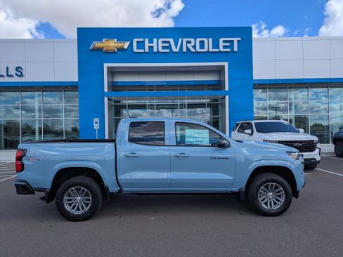 New 2026 Chevrolet Colorado LT w/ LT Convenience Package AWD/4WD image 37