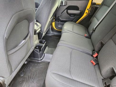 Used 2021 Jeep Wrangler Unlimited Sport image 31