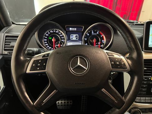 Used 2014 Mercedes-Benz G 63 AMG 4MATIC image 17