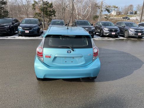 Used 2013 Toyota Prius C Two image 3