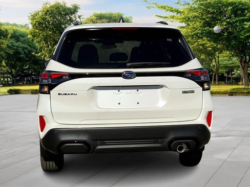New 2025 Subaru Forester Touring image 4
