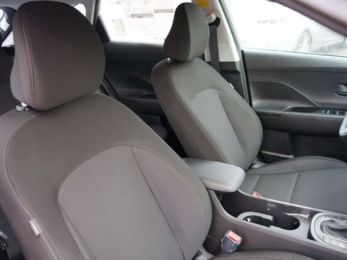 Used 2026 Hyundai Kona SE FWD image 23