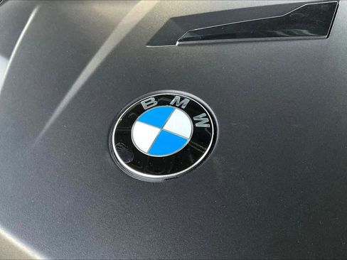 Used 2024 BMW 530i w/ Convenience Package image 34