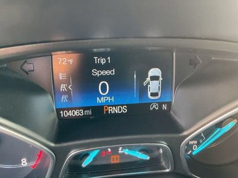 Used 2018 Ford Escape SE FWD image 13