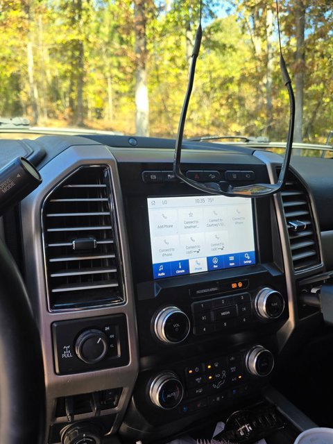 Used 2021 Ford F250 Platinum AWD/4WD image 3