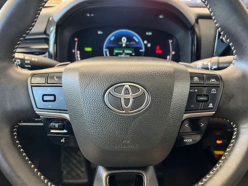 Used 2025 Toyota Camry SE w/ Multimedia Upgrade Package FWD image 24