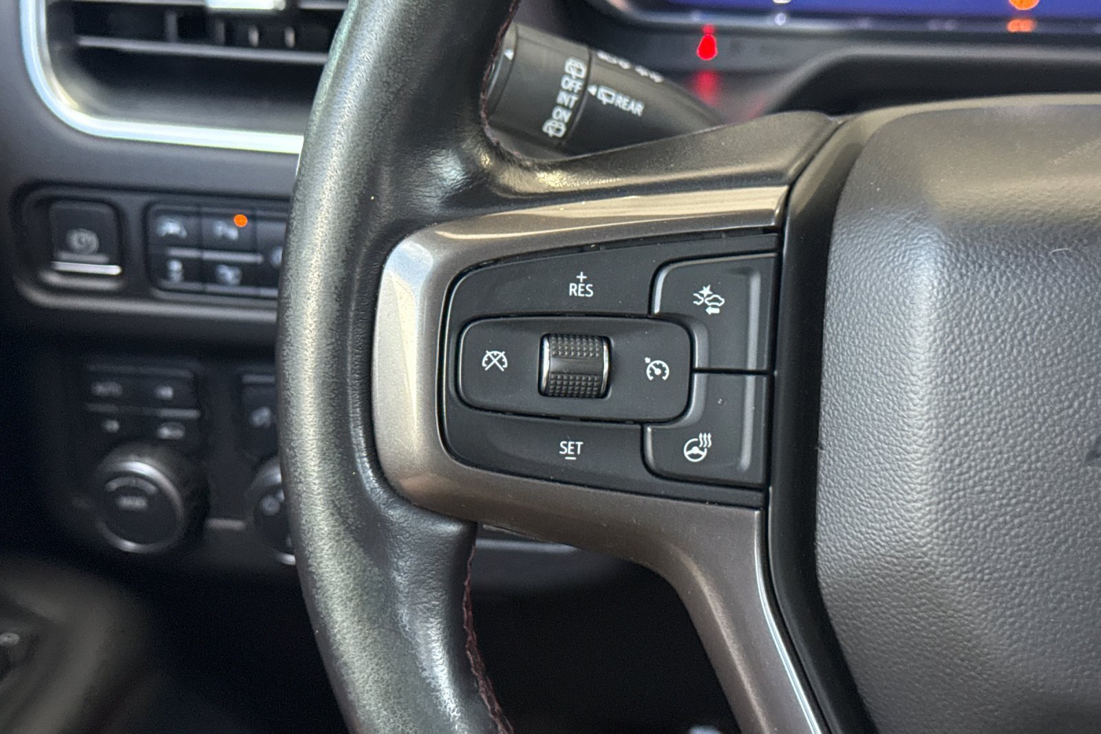 Used 2022 Chevrolet Tahoe RST w/ Sport Performance Package AWD/4WD image 35