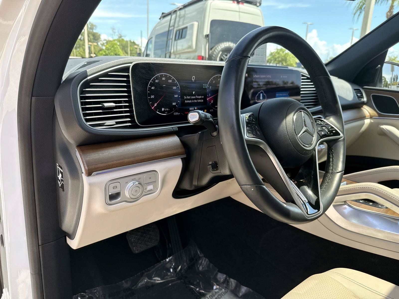 Certified 2024 Mercedes-Benz GLE 350 4MATIC image 20