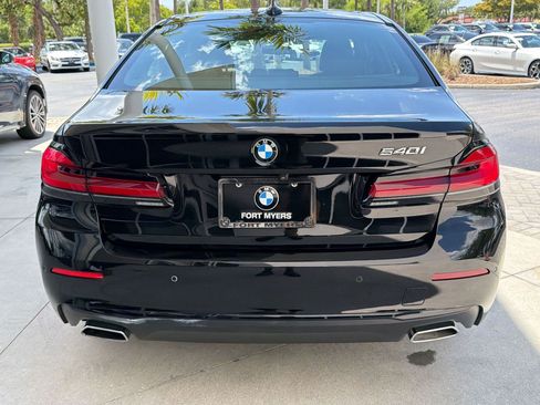 Used 2023 BMW 540i w/ Premium Package RWD image 10