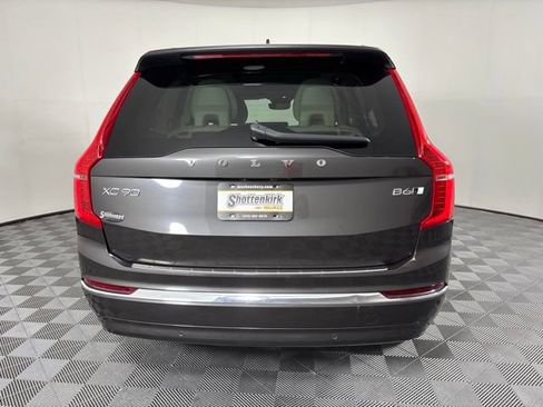 Used 2023 Volvo XC90 B6 Plus w/ Protection Package Premier AWD/4WD image 7
