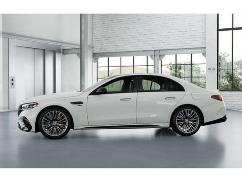 New 2026 Mercedes-Benz E 53 AMG e 4MATIC Sedan image 35