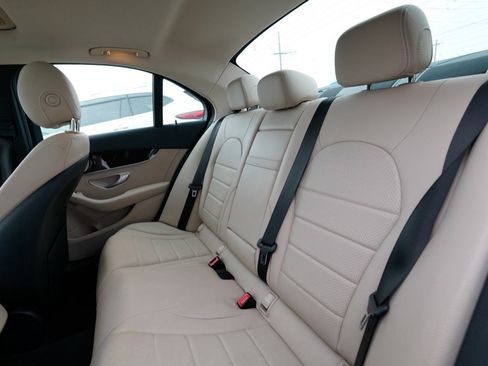 Used 2020 Mercedes-Benz C 300 4MATIC Sedan image 25