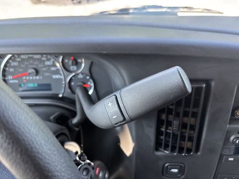 New 2025 Chevrolet Express 2500 w/ Driver Convenience Package image 22