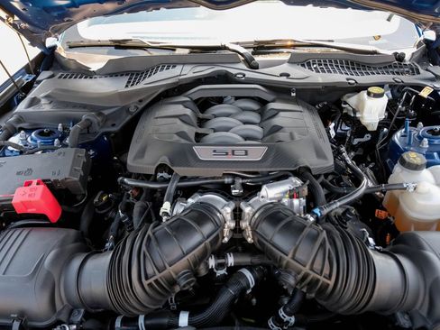 Used 2024 Ford Mustang GT Premium RWD image 41