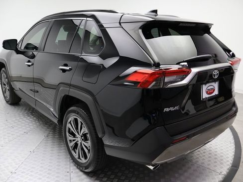 Used 2025 Toyota RAV4 Limited image 11