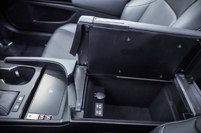 Certified 2025 Lexus ES 300h w/ Premium Package FWD image 18