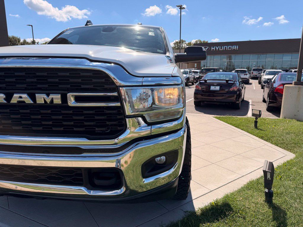 Used 2022 RAM 2500 Lone Star w/ Level A Equipment Group AWD/4WD image 13