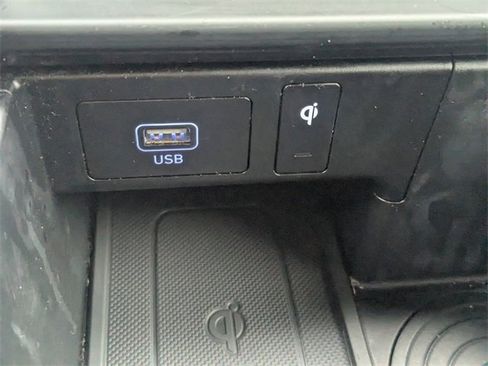 Used 2024 Hyundai Palisade Calligraphy image 25