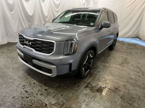 Used 2024 Kia Telluride S w/ S Sunroof Package AWD/4WD image 13
