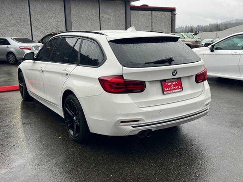 Used 2018 BMW 330i xDrive Wagon image 8