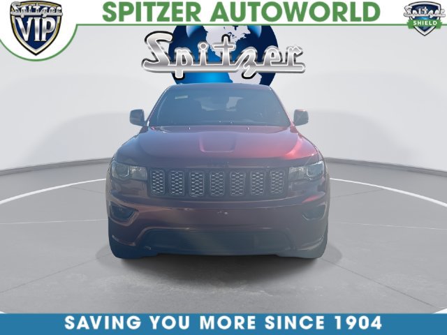Used 2020 Jeep Grand Cherokee Altitude AWD/4WD image 4