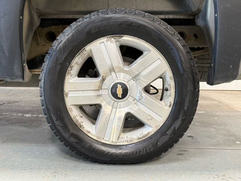 Used 2007 Chevrolet Silverado 1500 LTZ w/ Safety Package image 11