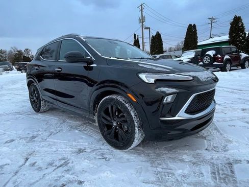 Used 2024 Buick Encore GX Sport Touring image 7