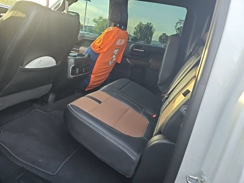 Used 2020 Chevrolet Silverado 2500 High Country w/ Technology Package AWD/4WD image 13